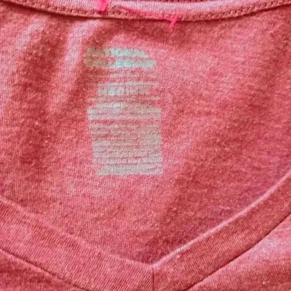 University of Alabama ladies shirt. Medium - Picture 4 of 4